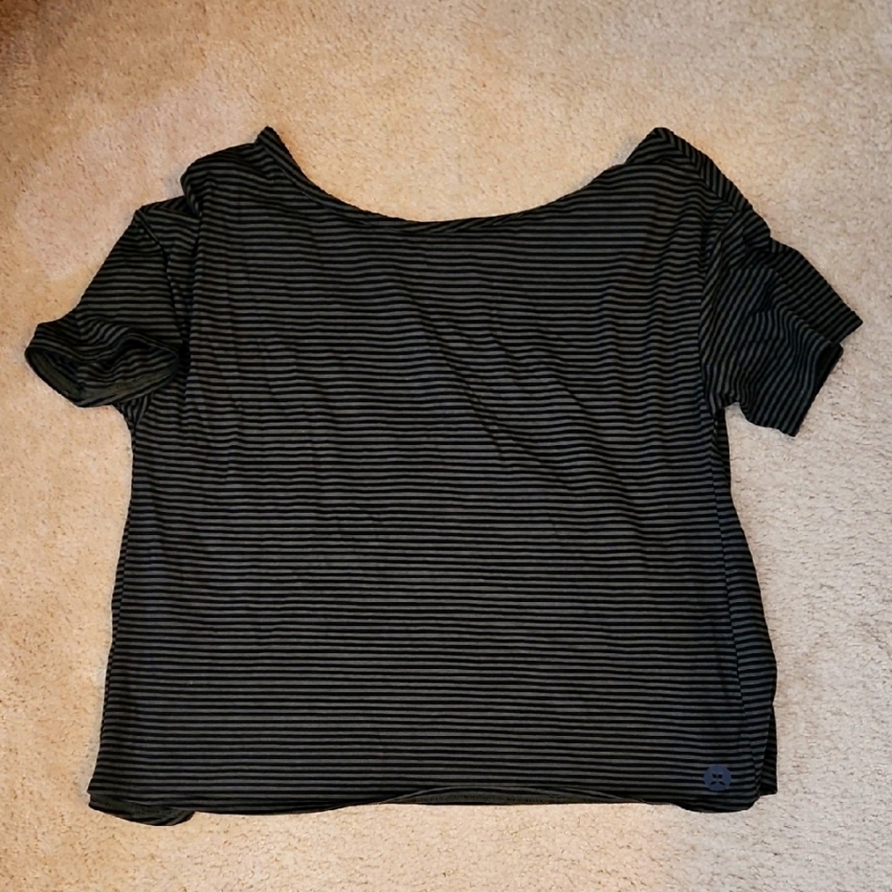 Hurley Black and Gray Boxy Short Sleeve Tee